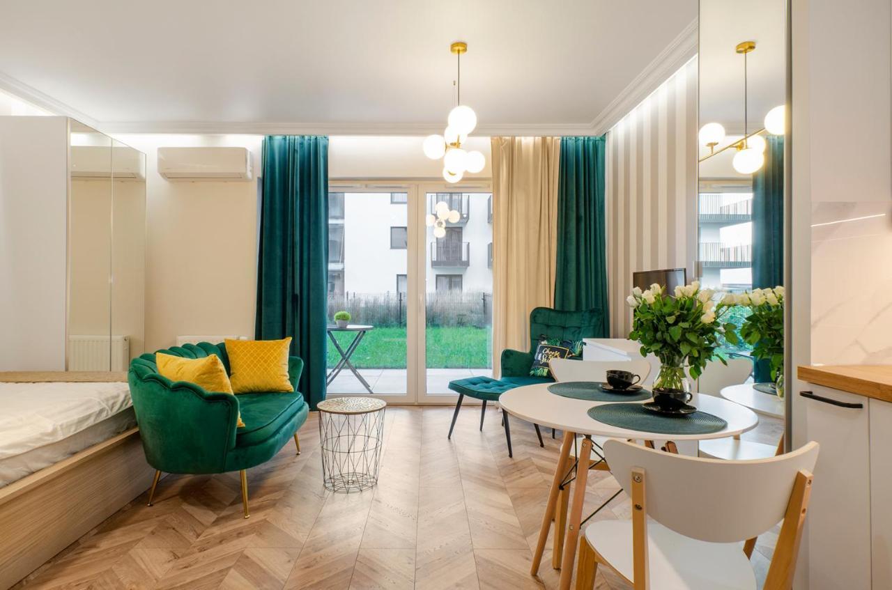 Sky Home- Green Apartament -Manufaktura, Bezplatny Parking, Klimatyzacja, Dostep Na Kod Łódź Extérieur photo